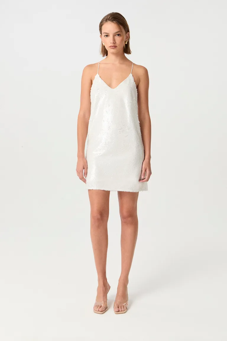 Vestido corto de lentejuelas con espalda descubierta y detalles metálicos de Markova en Vestidos para argentina