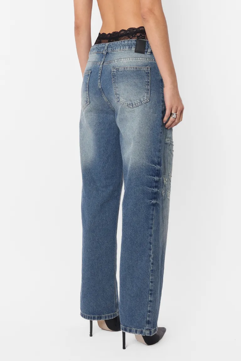 Pantalón wide leg de mezclilla con detalles artesanales y modernos de Top White en Pantalones para argentina