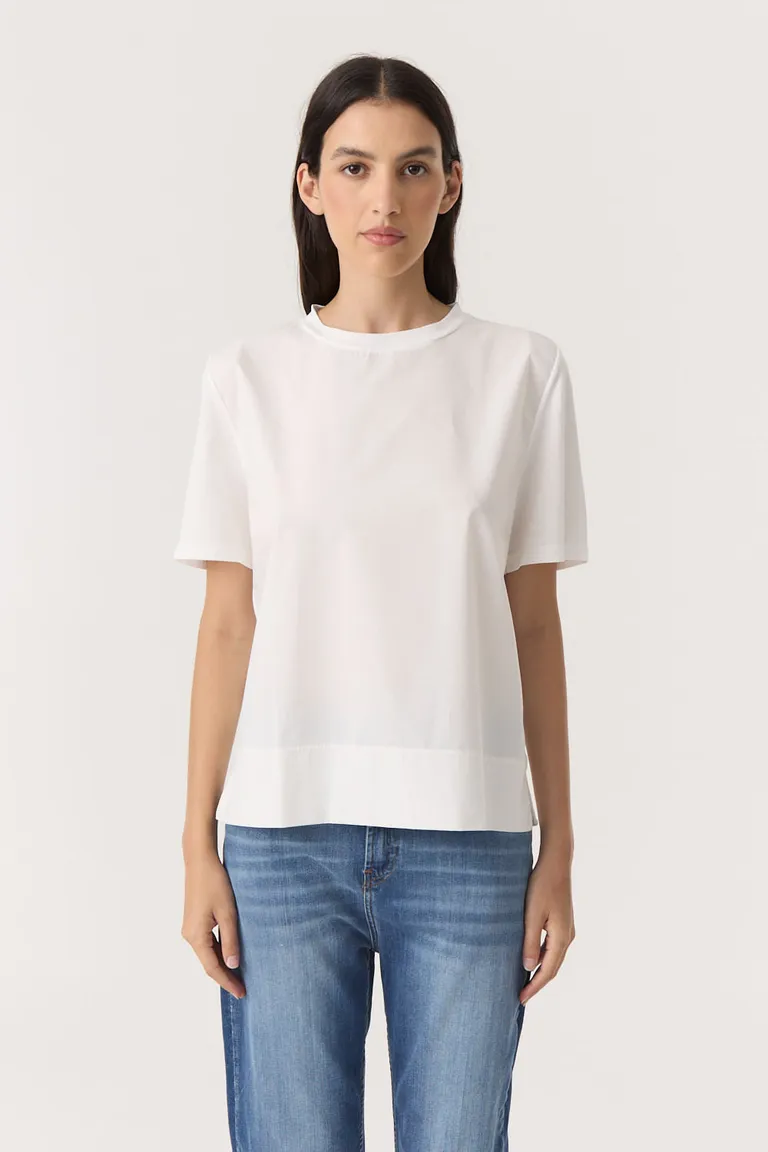 Remera manga corta de calce boxy con combinación de texturas de Furzai en Remeras para argentina