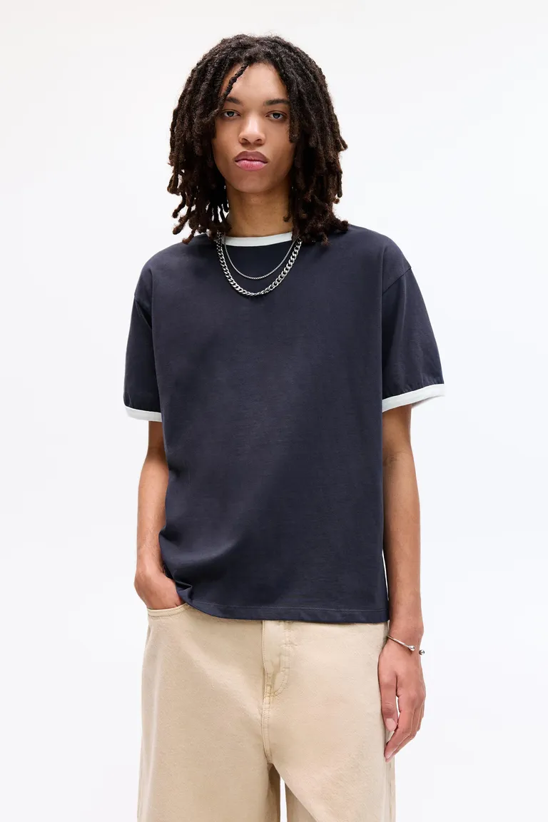 Remera ribs con contraste de Pull&Bear en Remeras y Polos para argentina