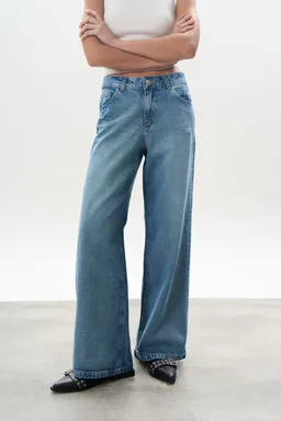 Jean denim wide cody de Magda en Pantalones para argentina