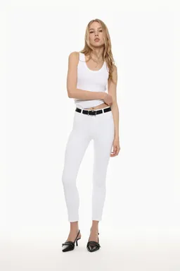 Jeans ajustados de Lefties en Pantalones para argentina