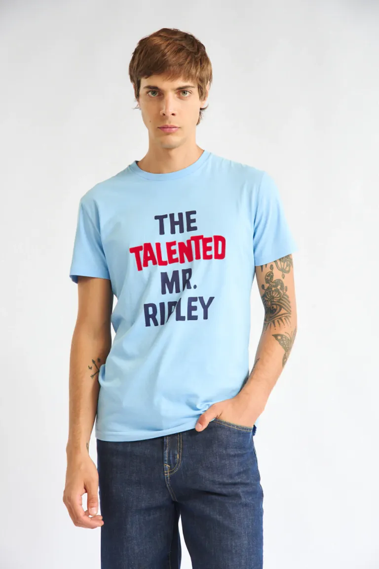 Remera de corte clásico con cuello redondo y diseño estampado frontal para hombre de Bensimon en Remeras y Polos para argentina