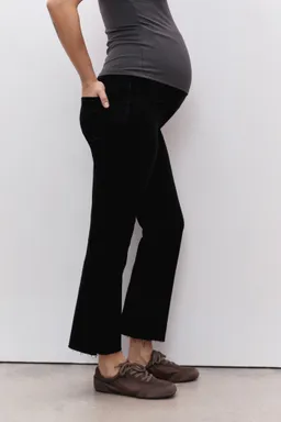 Jeans flare crop premamá de Mango en Pantalones para argentina