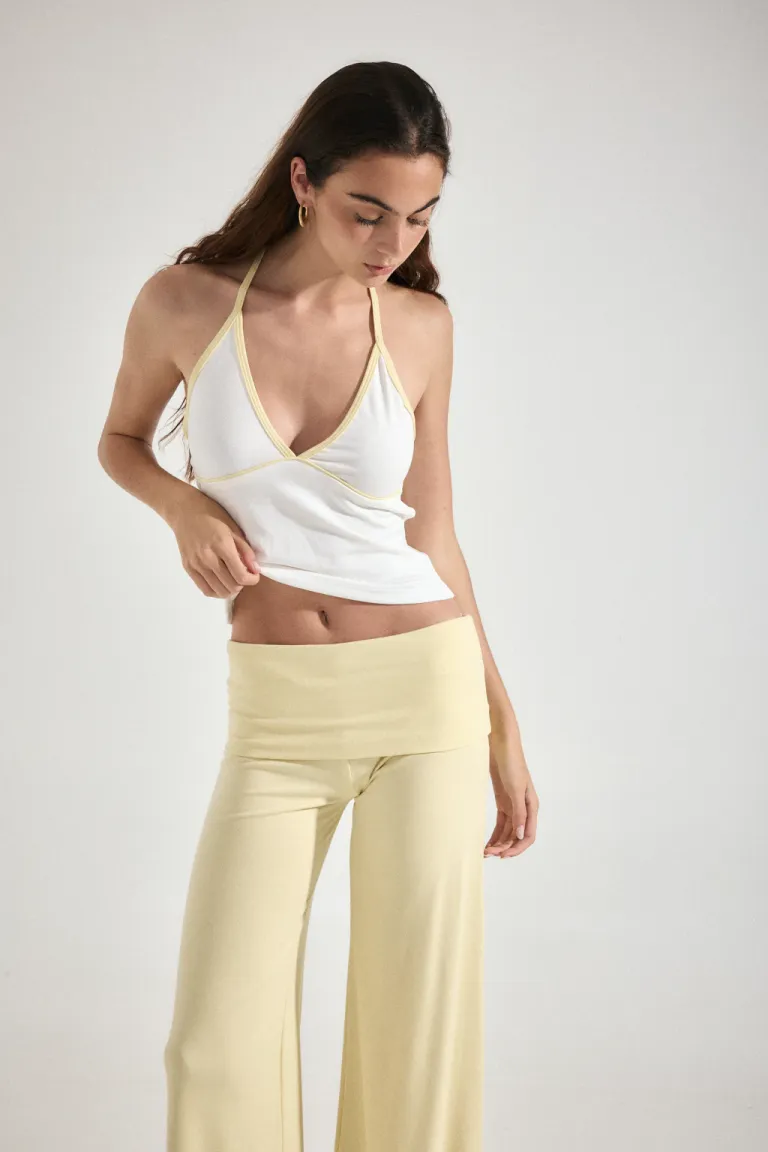 Top femenino con diseño combinado y detalles en contraste de Audaz en Tops para argentina