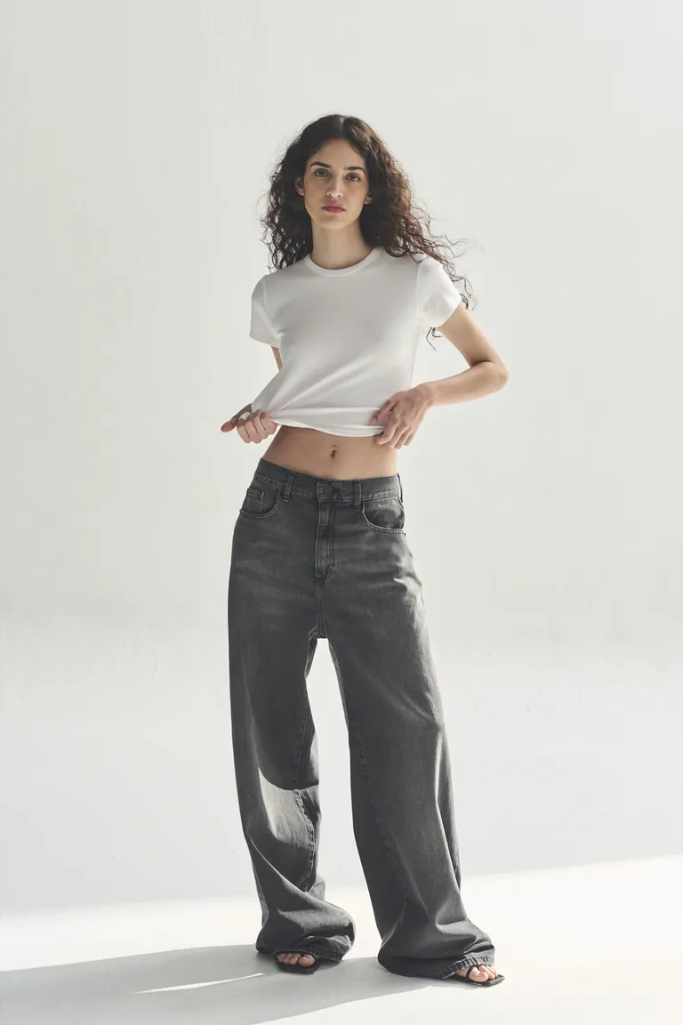 Pantalón ancho de tiro alto en tela vaquera con acabado desgastado de Akiabara en Pantalones para argentina