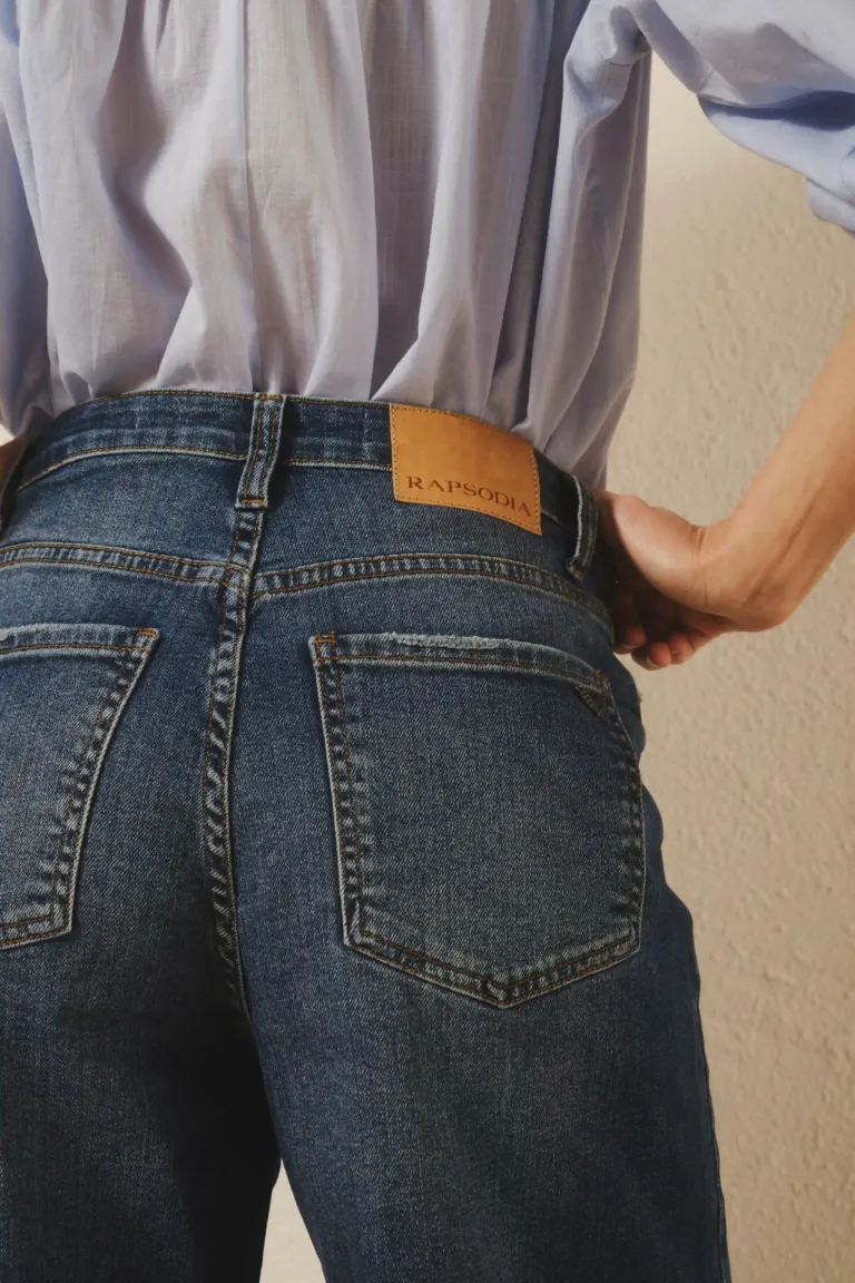 Pantalón de Denim de Corte Oxford Azul con Desgaste y Pierna Ancha de Rapsodia en Pantalones para argentina