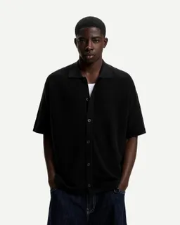 Camisa manga corta estructurada de Bershka en Camisas para argentina