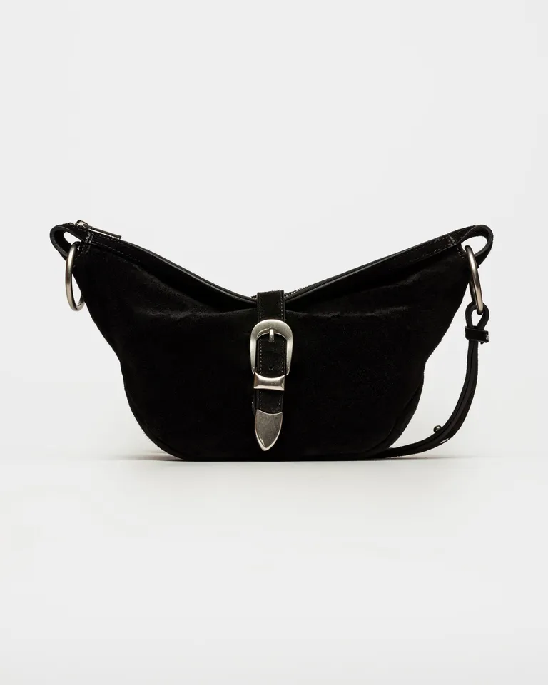 Cartera de hombro en cuero gamuza con hebilla central de Prüne en Bolsos y Carteras para argentina