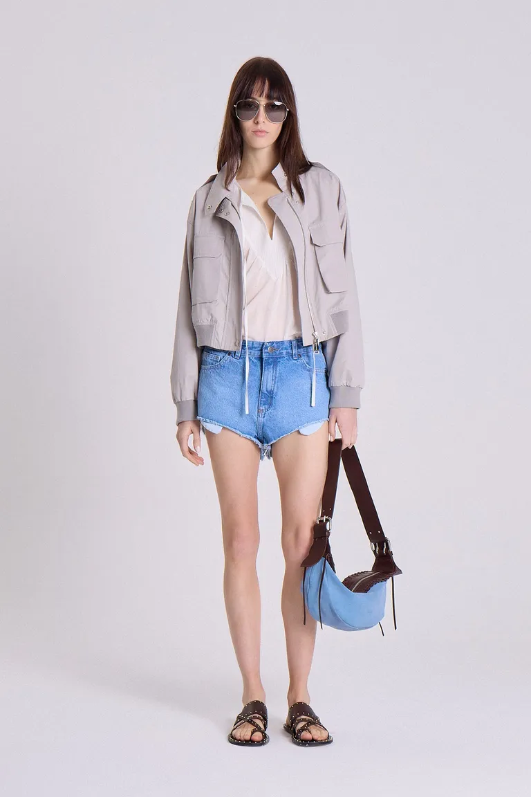 Short de jean mujer con lavado desgastado y ruedo desflecado de Maria Cher en Shorts para argentina