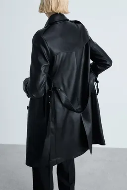 Trench efecto cuero de Mango en Chaquetas para argentina