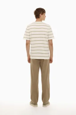 Pantalón chino relaxed de Lefties en Pantalones para argentina