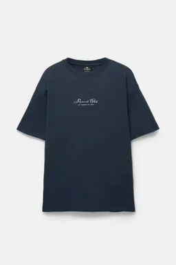 Buzo manga corta bordado de Pull&Bear en Remeras y Polos para argentina