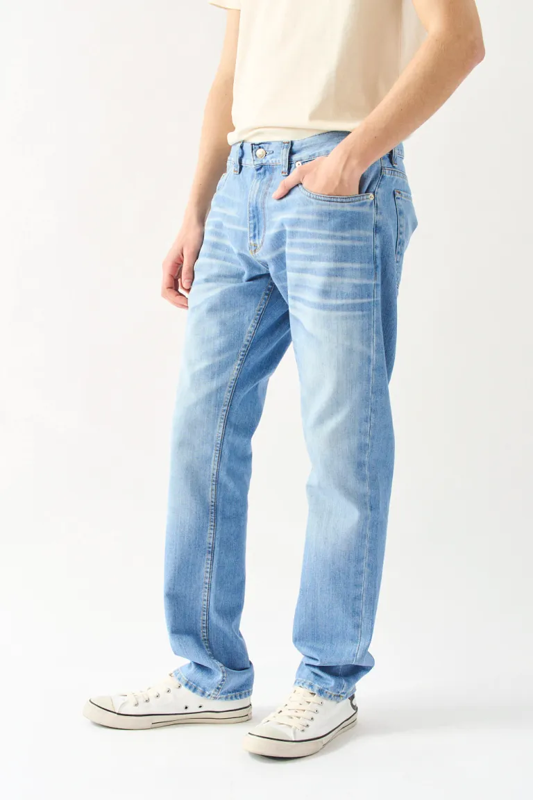 Pantalón de jean de corte slim y bolsillos con botones metálicos de Bensimon en Pantalones para argentina