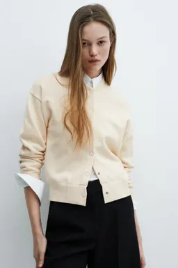Chaqueta punto con botones de Mango en Chaquetas para argentina