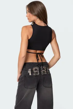Top jen con lazo trasero de Edikted en Tops para argentina