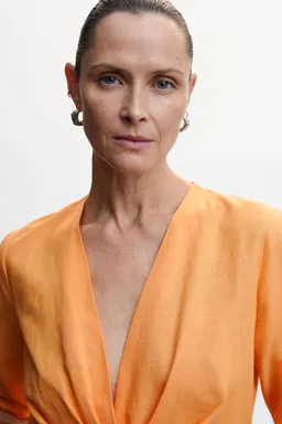 Vestido volante bajo de Mango en Vestidos para argentina