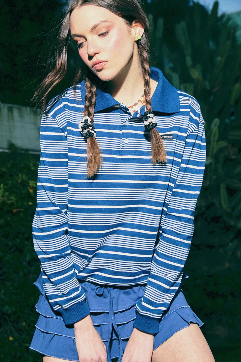 Buzo tipo chomba de algodón pesado con diseño de rayas en azul de 47 Street en Buzos y Sweaters para argentina