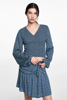 Blusa estampada fruncida de Mango Teen en Blusas para argentina