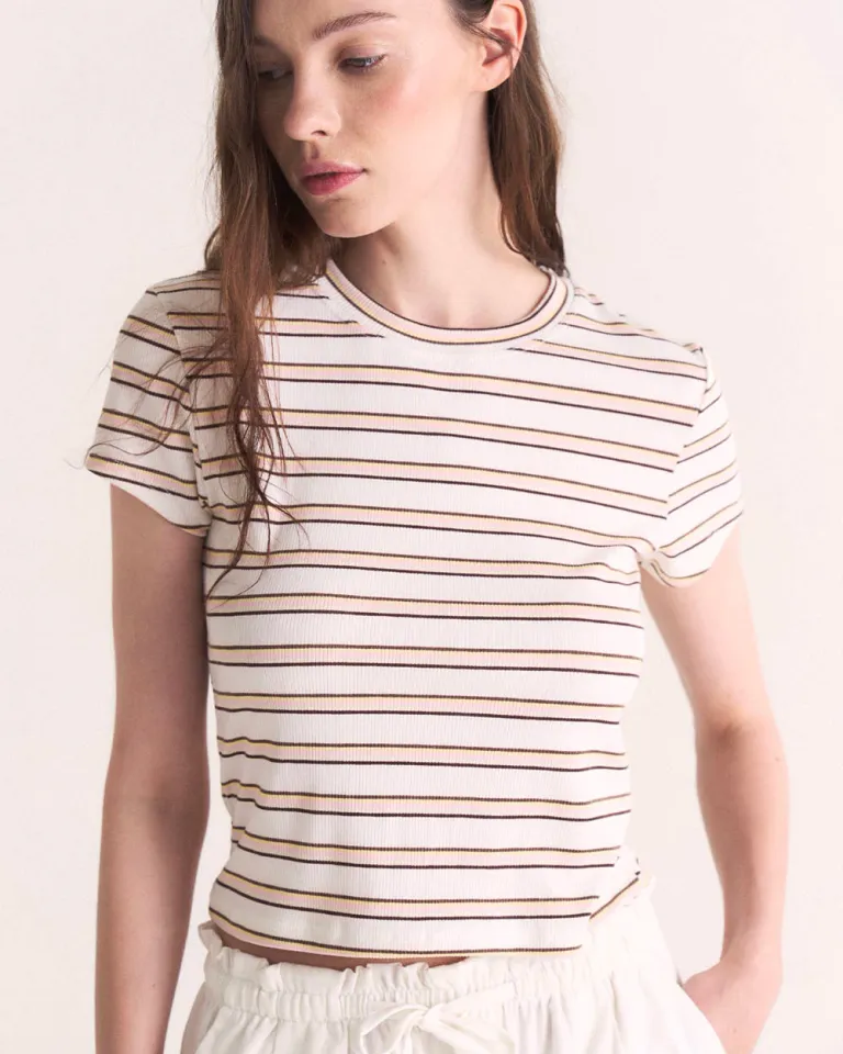 Remera de rayas en tonos neutros para mujer de Sky en Remeras para argentina