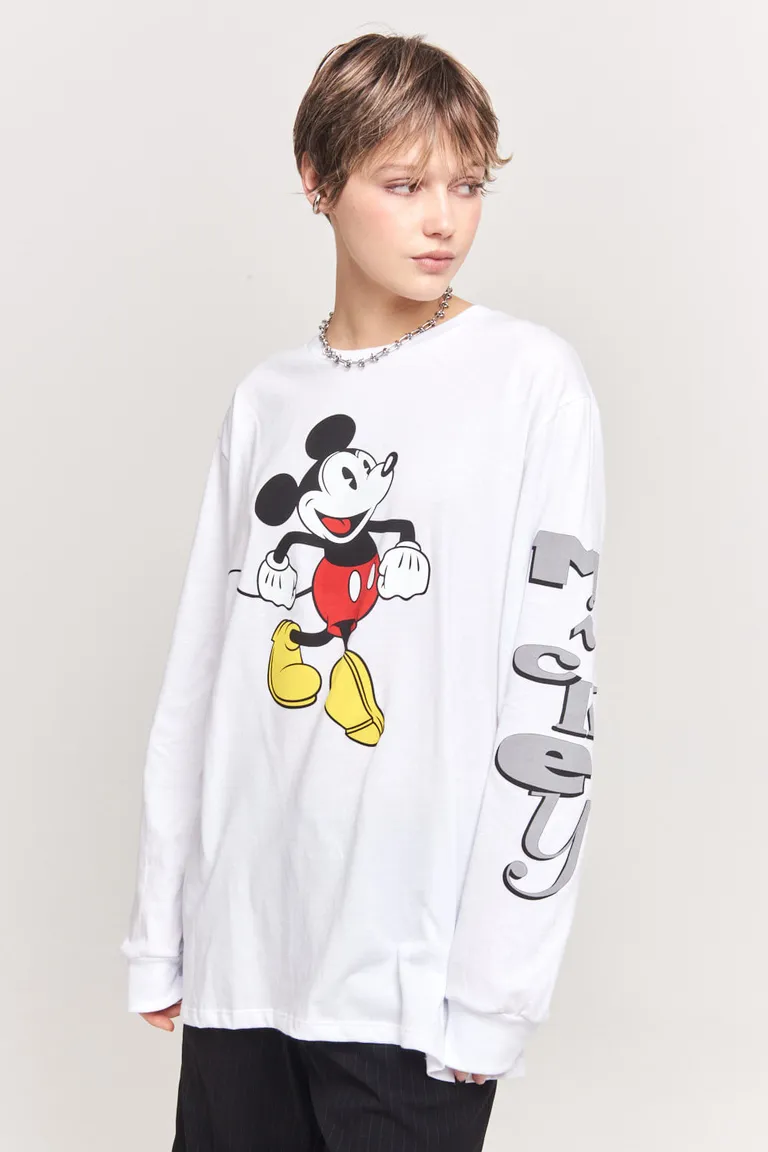 Remera Disney de manga larga en color blanco con estampado de Mickey Mouse de 47 Street en Remeras para argentina