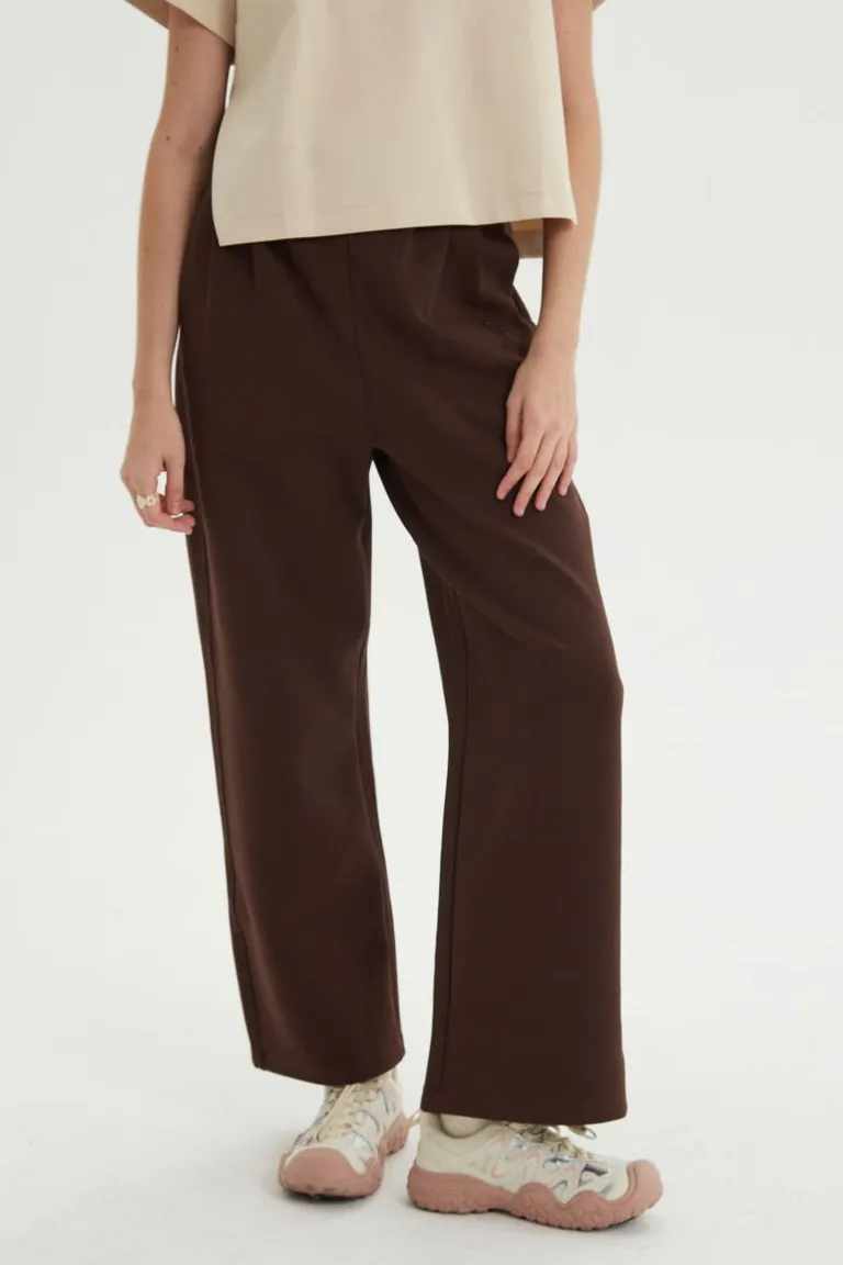 Pantalón de corte recto con pinzas y cintura elastizada de Las Pepas en Pantalones para argentina
