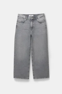 Jeans wide leg cropped de Pull&Bear en Pantalones para argentina