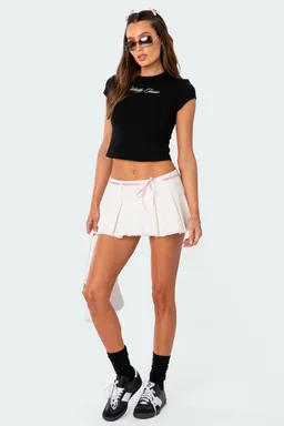 Micro falda short plisada denim de Edikted en Shorts para argentina