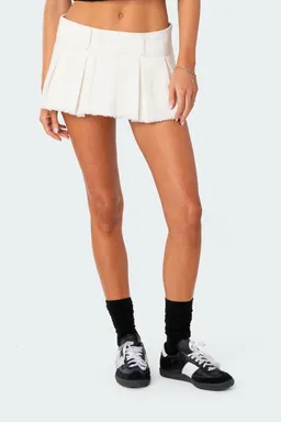 Micro falda short plisada denim de Edikted en Shorts para argentina