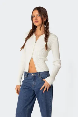 Cardigan tejido cora con cierre de Edikted en Buzos y Sweaters para argentina