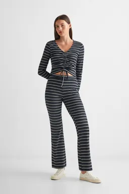 Leggings estampado rayas de Mango Teen en Pantalones para argentina