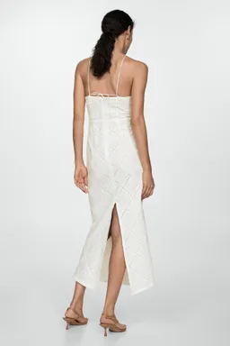 Vestido bordado cuello halter de Mango en Vestidos para argentina