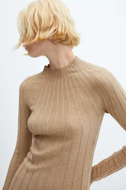 Vestido canalé cuello perkins de Mango en Vestidos para argentina