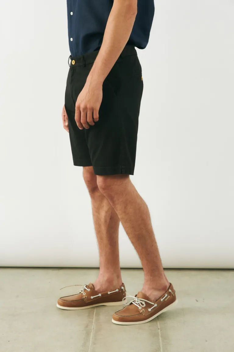 Bermuda negra de algodón con diseño clásico y cierre de botones de Bensimon en Bermudas y Shorts para argentina