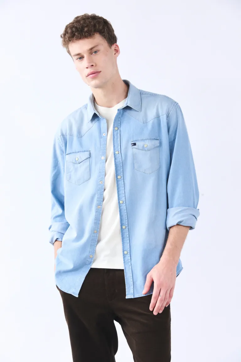 Camisa de denim de corte tipo vaquera con mangas largas y detalles en broche perla de Bensimon en Camisas para argentina