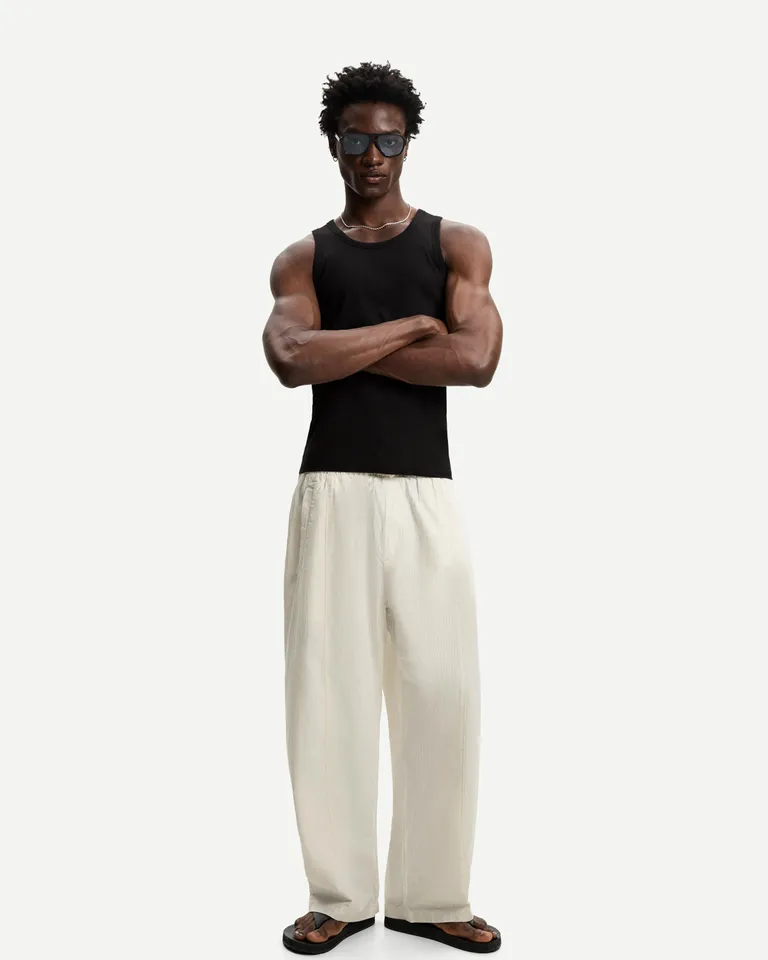 Pantalón súper baggy tejido de Bershka en Pantalones para argentina
