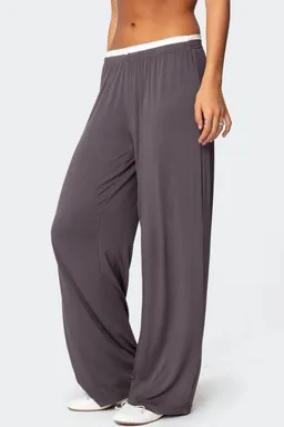 Pantalones elsa con capas de Edikted en Pantalones para argentina