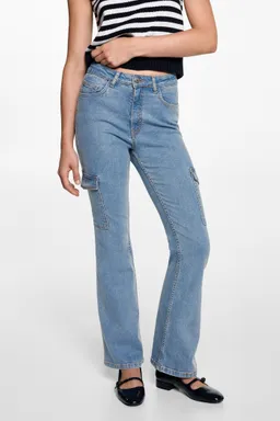 Jeans flare cargo de Mango Teen en Pantalones para argentina