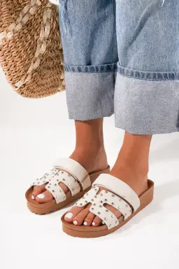 Zueco Tachas Confort de Vita Shoes en Zuecos Planos para argentina