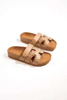 Zueco Tachas Confort de Vita Shoes en Zuecos Planos para argentina