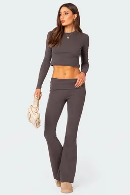 Leggings acampanados coffee break de Edikted en Pantalones para argentina