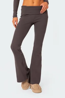 Leggings acampanados coffee break de Edikted en Pantalones para argentina