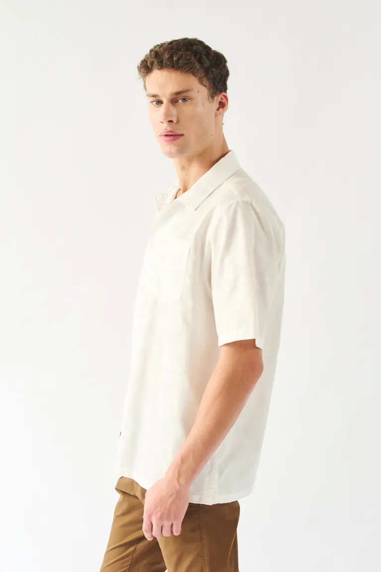 Camisa blanca malibu de manga corta para hombres de Bensimon en Camisas para argentina