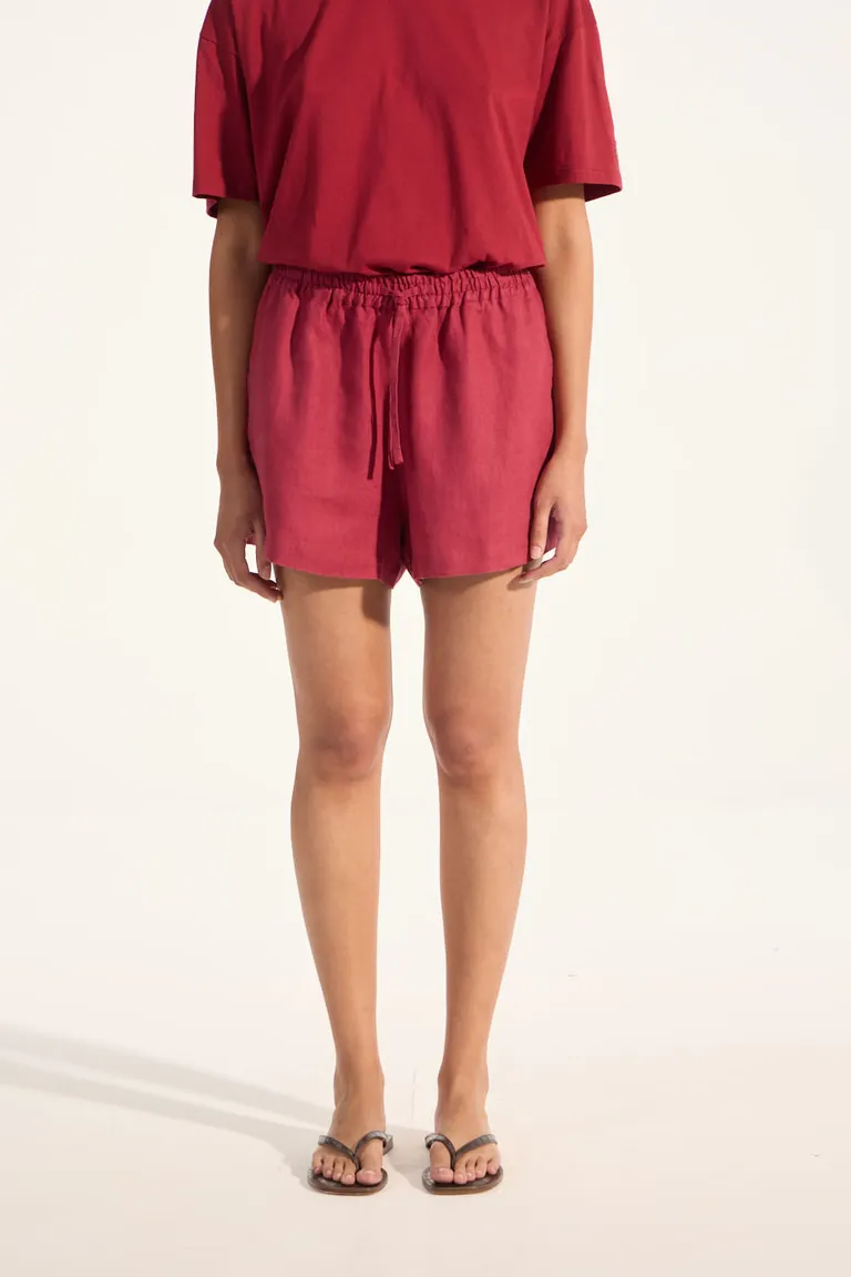 Shorts de lino rojo de tiro medio con detalles de bolsillos y ajuste en cintura de Portsaid en Shorts para argentina