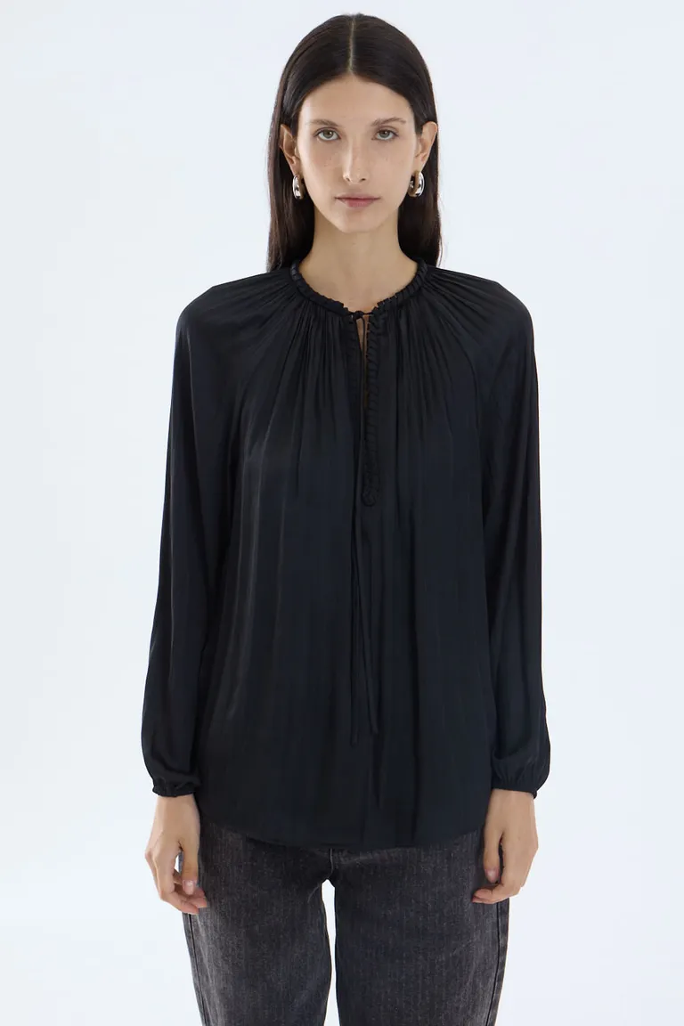 Camisa con mangas balloon y escote con entrelazado artesanal de calce holgado de Portsaid en Camisas para argentina