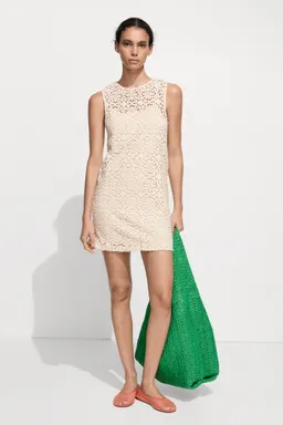 Vestido crochet con flores de Mango en Vestidos para argentina