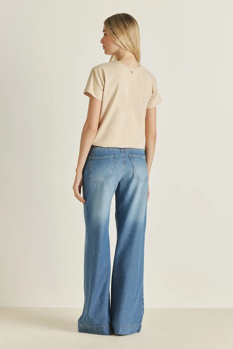 Remera de manga corta con estampa fotográfica brillante de Tucci en Remeras para argentina