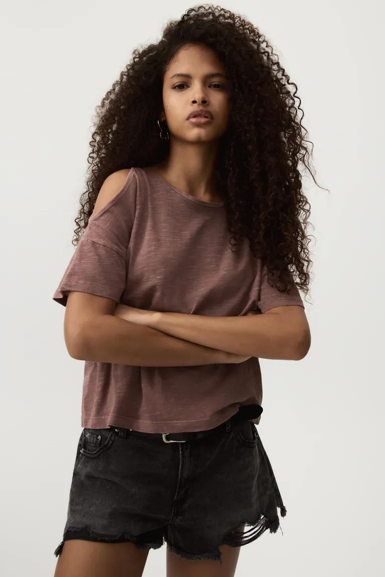 Remera cut out hombros de Lefties en Tops para argentina