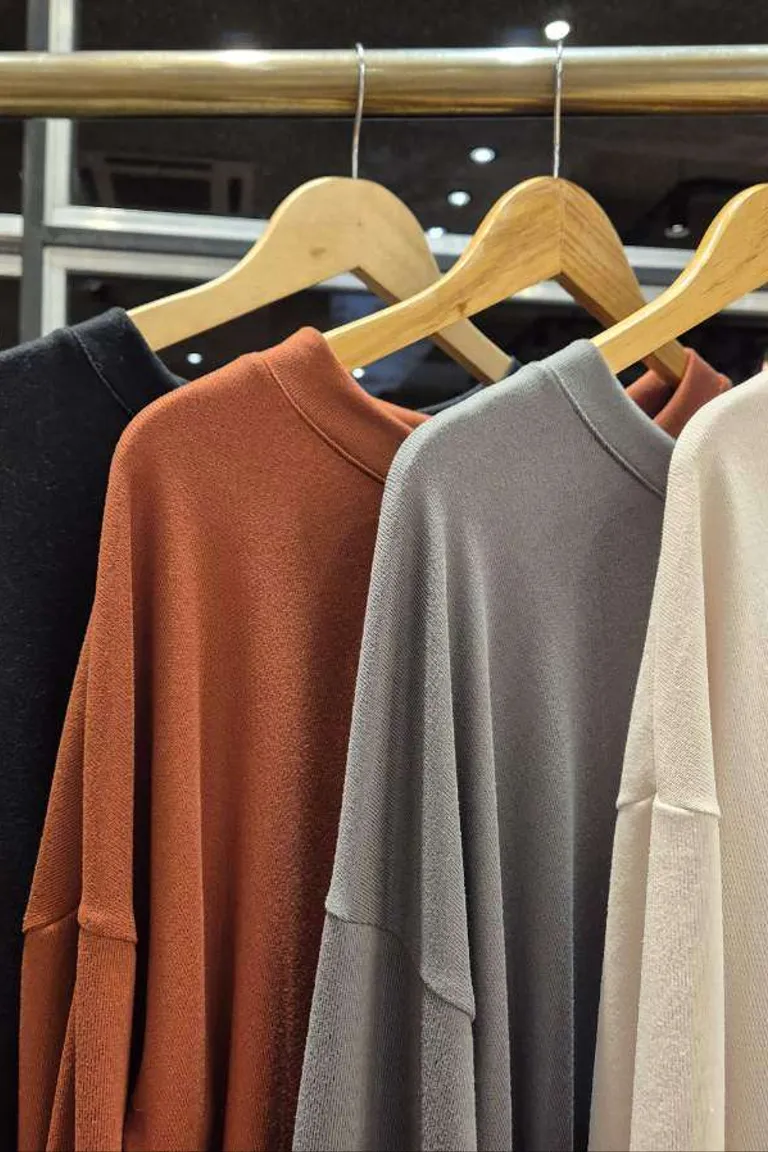 Blusa Elegante con Tajo de Hesed en Blusas para argentina