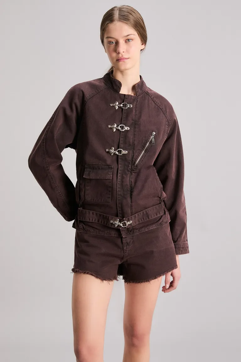 Campera Mocha Mousse de Diseño Único y Ajuste en la Cintura de Kosiuko en Chaquetas para argentina